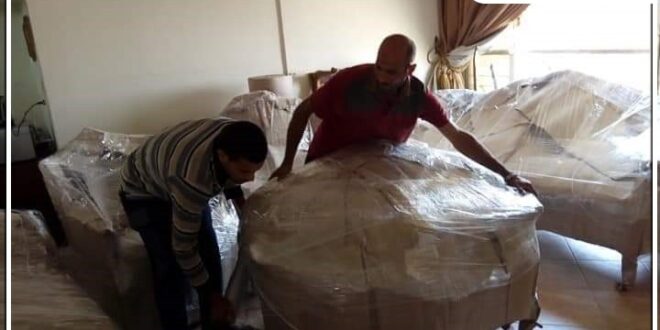 فريق عمل شركة نقل الأثاث